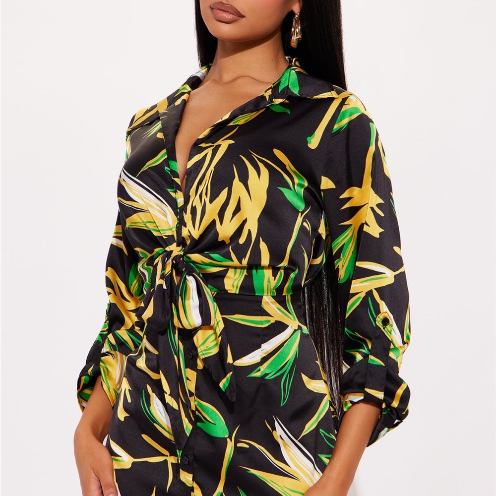 Fashion Nova Black and Yellow Midi Dress